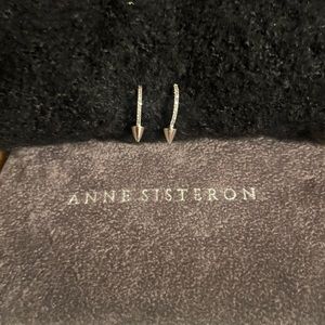 Anne Sisteron 14kt white gold diamond huggie hoop earring with spike